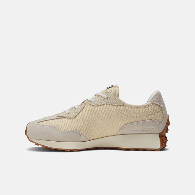 New Balance 327 Sneakers Barn Beige | NB097IPD