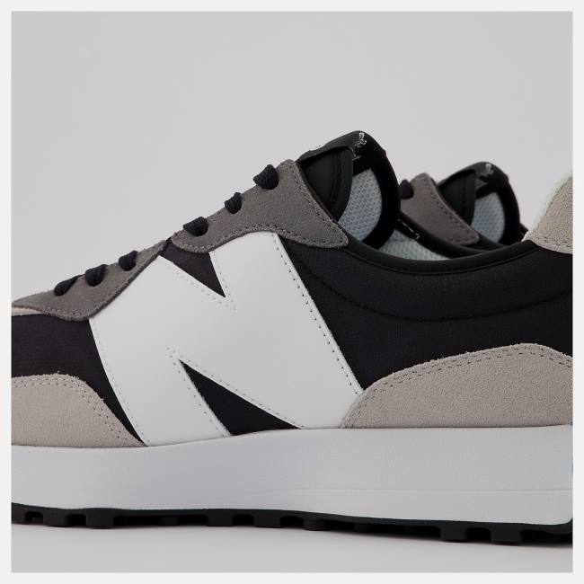 New Balance 327 Sneakers Herr Svarta Vita | NB657GBV