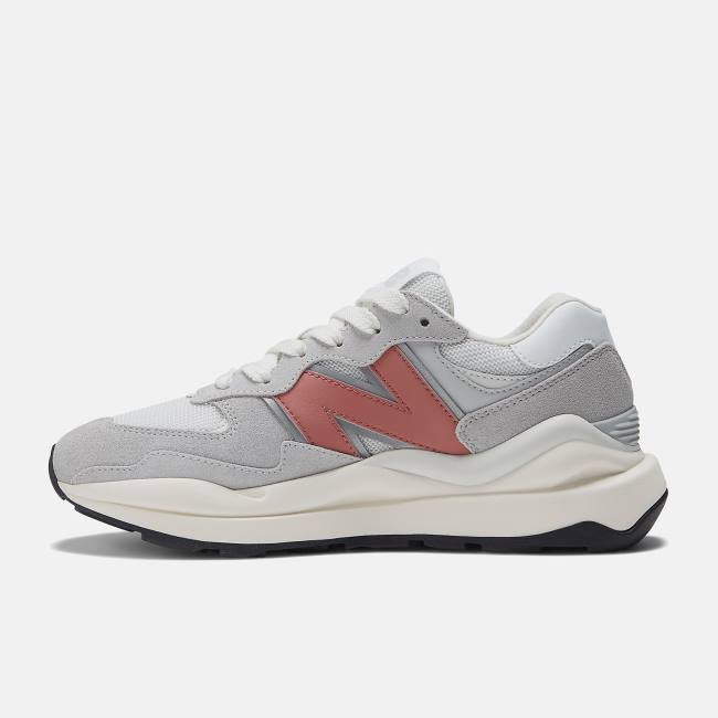 New Balance 57/40 Sneakers Dam Ljusgrå Röda Vita | NB251DOL