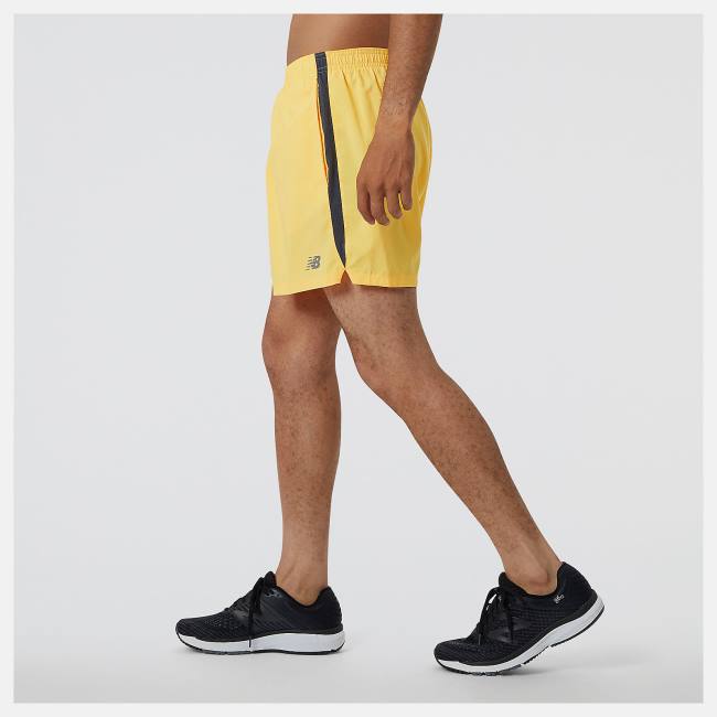 New Balance Accelerate 5 inch Shorts Herr Aprikos | NB819PUZ