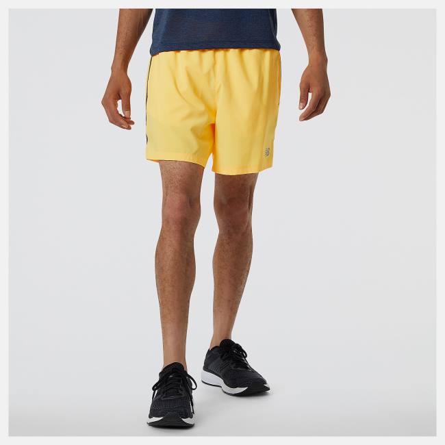 New Balance Accelerate 5 inch Shorts Herr Aprikos | NB819PUZ