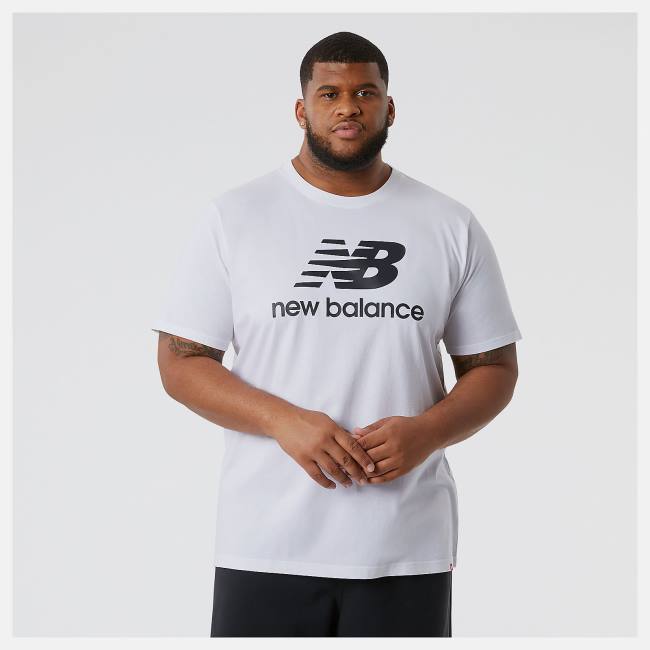 New Balance Essentials Stacked Logo Tee T-shirt Herr Vita | NB385PKR