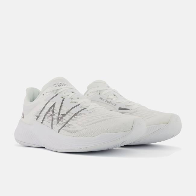 New Balance FuelCell Prism v2 Löparskor Herr Vita Mörksilver Metal Svarta Metal | NB847PCH