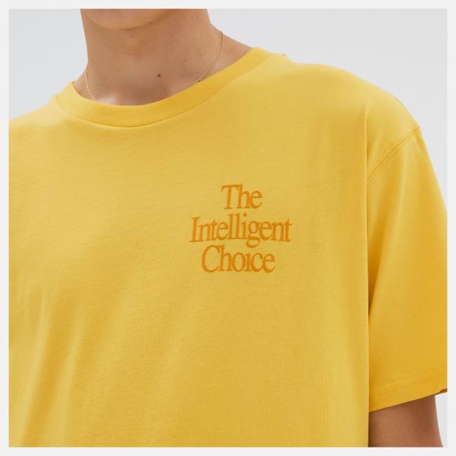 New Balance NB Athletics Intelligent Choice Tee T-shirt Herr Gula | NB867APW