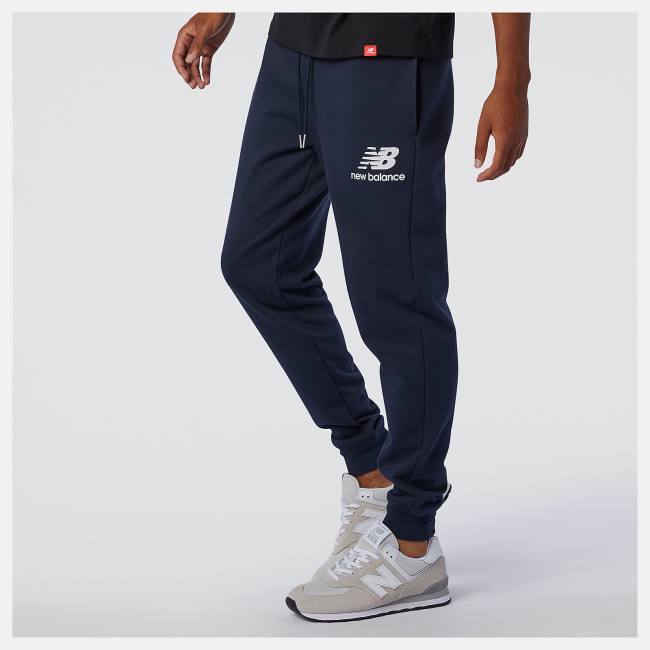 New Balance NB Essentials Stacked Logo Sweatpant Byxor Herr Marinblå | NB216UWA