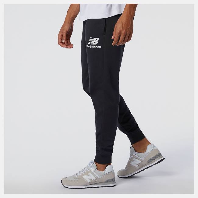 New Balance NB Essentials Stacked Logo Sweatpant Byxor Herr Svarta | NB751VZE