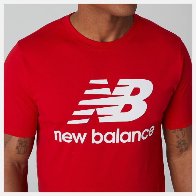 New Balance NB Essentials Stacked Logo Tee T-shirt Herr Röda | NB425MAU