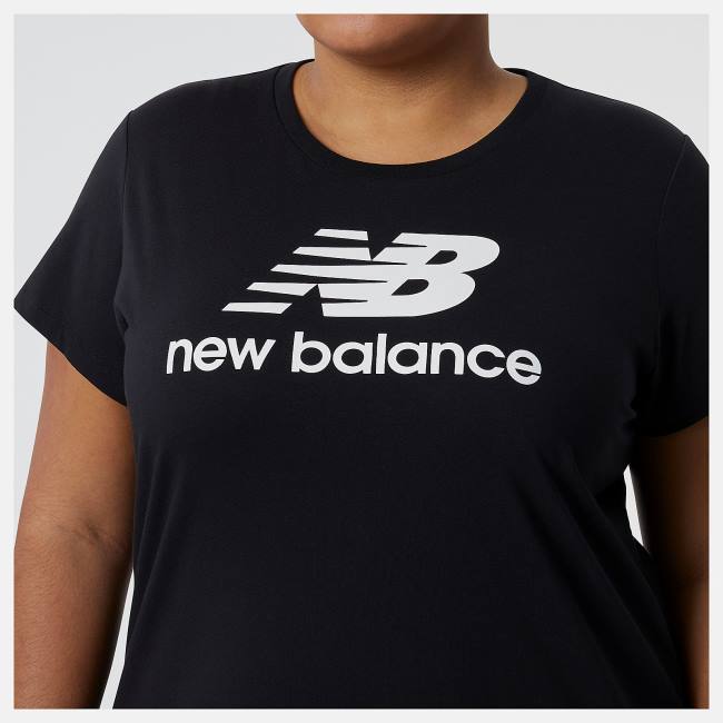 New Balance NB Essentials Stacked Logo Tee T-shirt Dam Svarta | NB856VEK