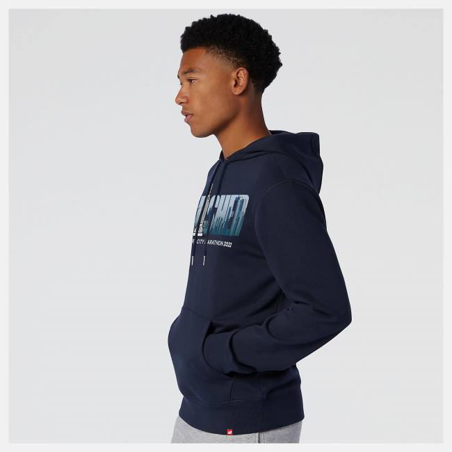 New Balance NYC Marathon Finisher NB Essentials Stacked Po Hoodie Herr Marinblå | NB708IBK