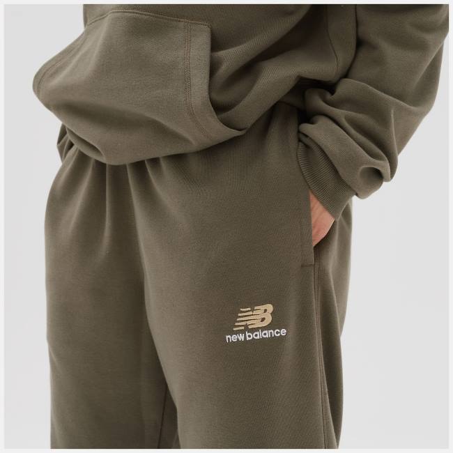 New Balance Uni-ssentials French Terry Sweatpant Byxor Dam Mörkcamo | NB715ZEC